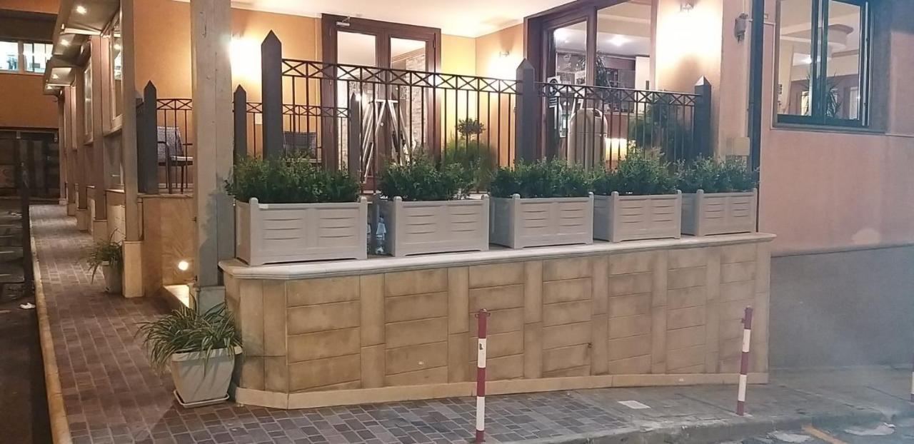 Hotel La Conca Villa San Giovanni Exterior foto